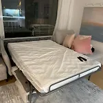 Floor Million Dollar View Eiffel Tower, 2 Beds, 4 People Apartment